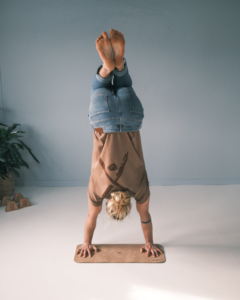 Movement Pad - Mini yoga & exercise mat in cork | 100% Natural | Travel friendly